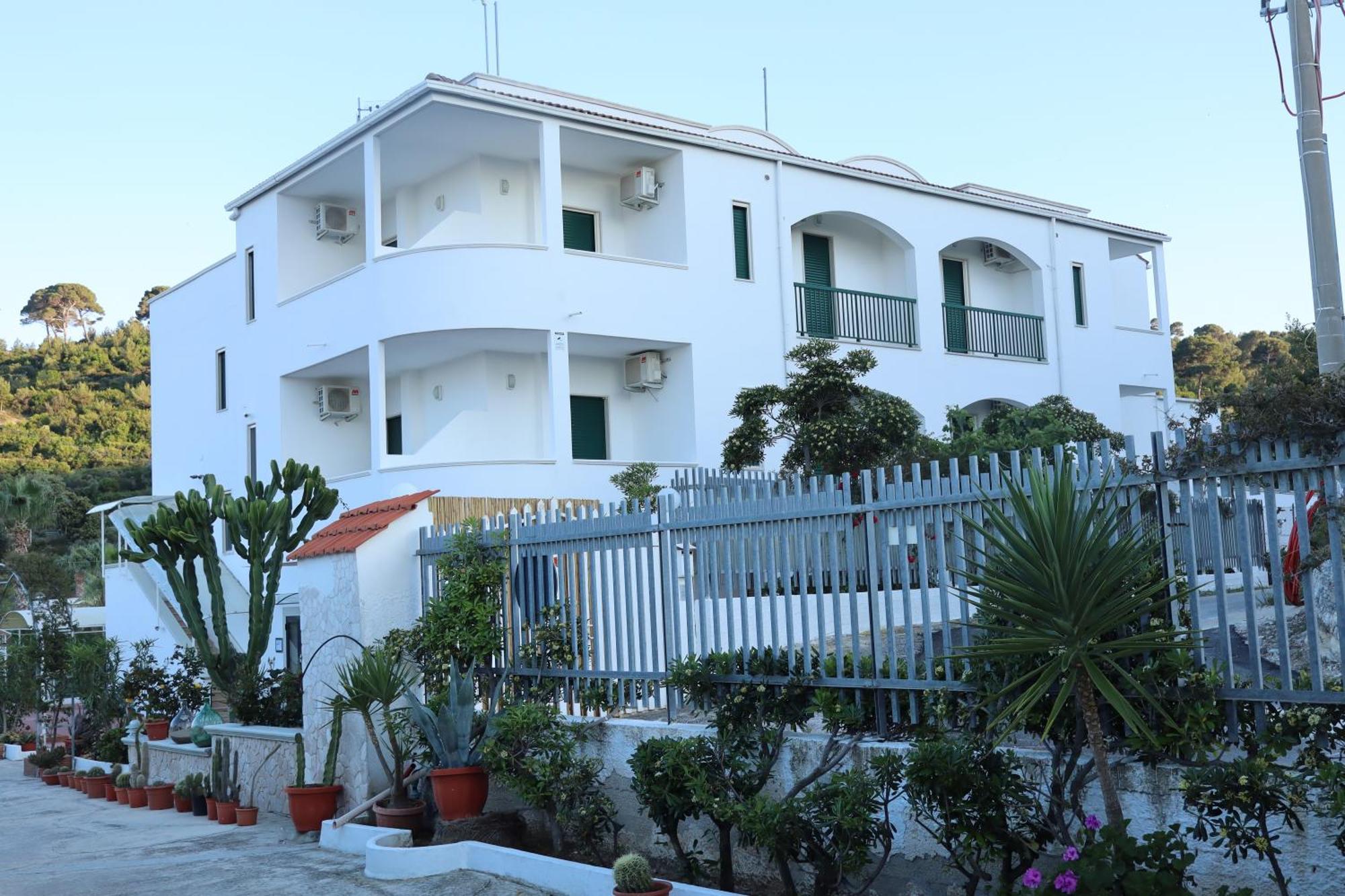 Ponte Hotel *